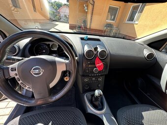 Nissan Qashqai - 10