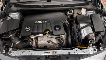 Opel astra J - 10