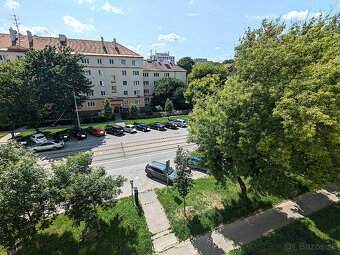 Tehlový, 2 izb. blízko historického CENTRA, čiast. zariadený - 10