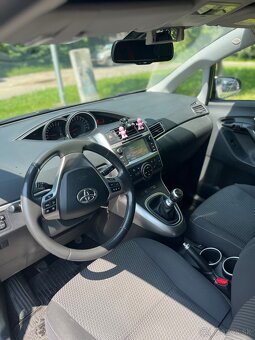 Toyota Verso 1.8 Valvematic - 10