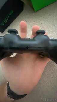 Herný bezdrátový ovládač DUALSHOCK 4 - 10