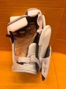 LAPAČKA A VYRÁŽEČKA BAUER VAPOR HYPERLITE 2 - 10