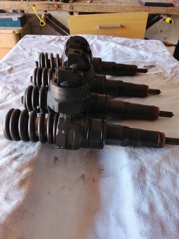 Predám strekovače Bosch 4ks PD 1.9tdi 74kw - 10