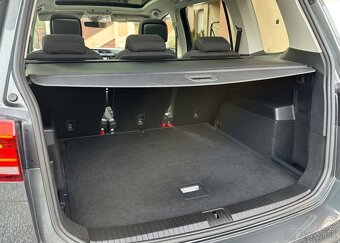 Volkswagen Touran 1.6 TDI DSG7 - 10