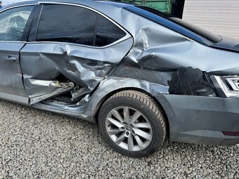 Škoda Superb III 2.0 TDI 140 kW - 10