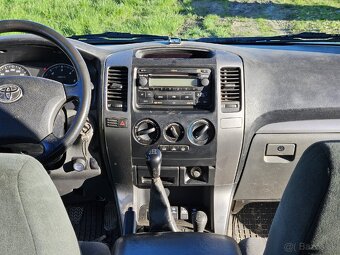 Toyota LandCrusier 120 - 10
