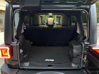 Jeep Wrangler JK 2,8 CRD Mountain - 10