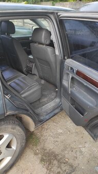 Rozpredam vw touareg 2004 - 10