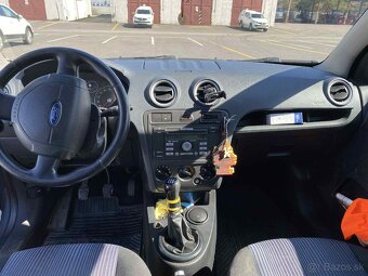 Ford Fusion - 10