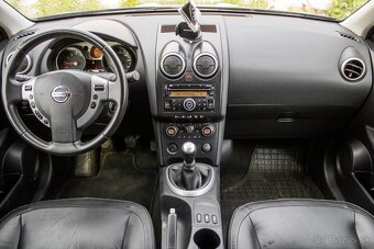 Nissan Qashqai 2.0 benzín - 10