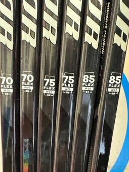 UPLNE NOVA PROFI HOKEJKA WARRIOR COVERT QR6 TEAM - 10