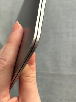 Macbook Air 2019, 13" - 10