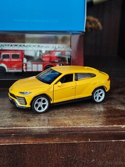 Modely áut Lamborghini a Ferrari - 10