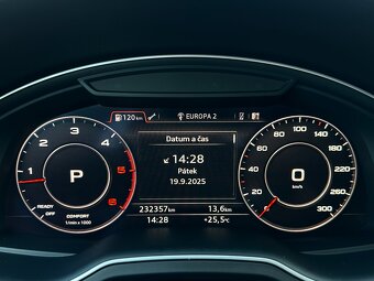 Audi Q7 3.0 TDi V6 Quattro AT/8 - 10