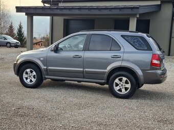 KIA SORENTO 2,5CRDi 4x4 - 10