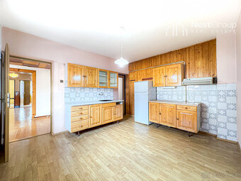 STREČNO predaj veľký 4-izbový RD s pozemkom 420 m2 - 10