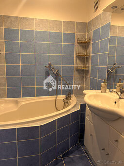 Slnečný 3-izbový byt na predaj - REZERVOVANÉ  - 10