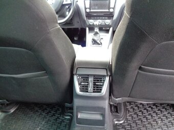 Škoda Octavia hatchback , 1,6 TDi , kw 81 - 10