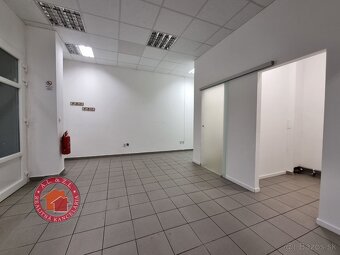 45 m2 OBCHODNÝ PRIESTOR V SENCI, pešia zóna - 10