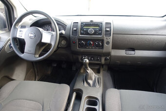 Nissan Navara DoubleCab 2.5 dCi XE, M6, 140kW, 4d. - 10