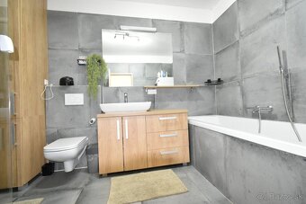 3 izb. mezanín, so záradkou a 3 x park.miesto v Bernolákove - 10