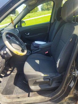Renault Grand Scenic 1,5dci - 10