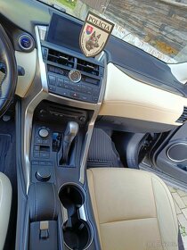 Lexus nx 300 h 2,5 CVT luxury - 10