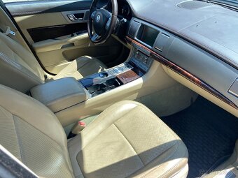 Jaguar XF, 2.7 diesel, 157 kW automat - 10