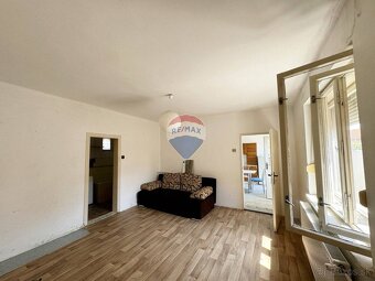 Rekonštrukcia podľa vašich predstáv? Tento dom vám dá voľnos - 10