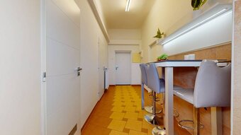 Aj investične na Airbnb, 3-izbový byt na pešej zóne, v srdci - 10