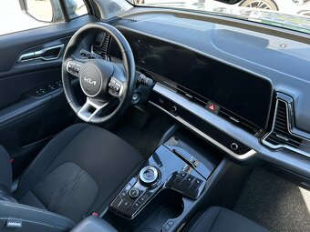 KIA Sportage 1.6 T-GDi MHEV AWD A/T - 10