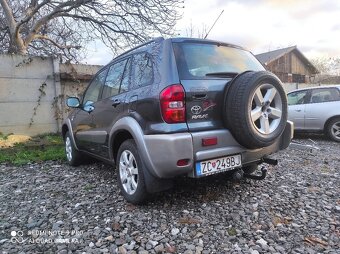 Predám TOYOTA RAV4-D4 2.0D 4X4 AWD - 10