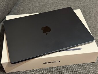 Macbook AIR M2 16/256gb - 10