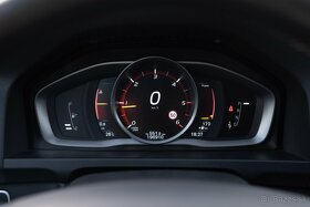 2017 Volvo V60 CrossCountry D4 AT8 | úplná servisná história - 10