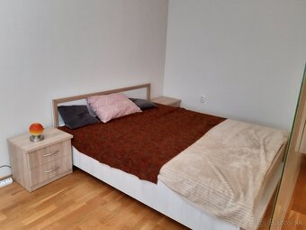 Do prenájmu veľký 105 m2 byt blízko Centra PARK ANGELINUM - 10
