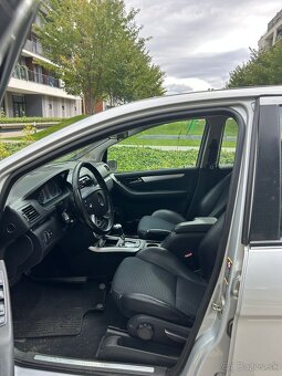 Mercedes B200 Turbo - 10