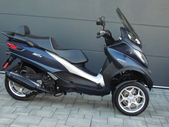 PIAGGIO MP3 500 HPE 2019 ABS ASR ,,B" vodičák - 10