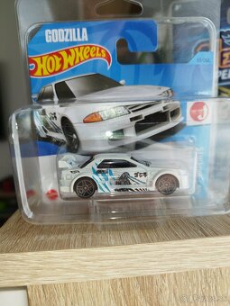 Hot wheels Nissan GT-R, Nissan Skyline #1 - 10