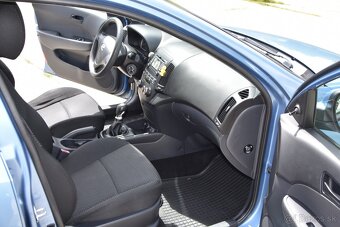 Hyundai i30 1.4 16V - 10