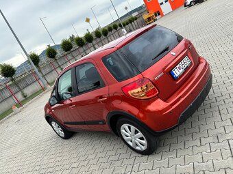 Suzuki SX4 - 10