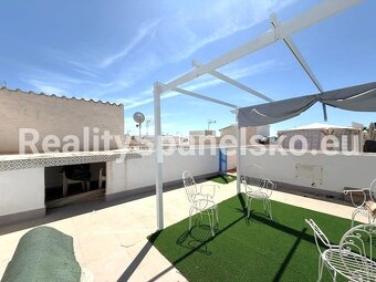 Prodej bytu3+1 s velkou střešní terasou Torrevieja,Španělsko - 10