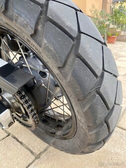 SUZUKI DL650 XA VStrom - 10