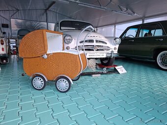 Starožitný prutený kočik - 10