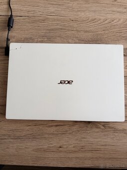 Acer Swift 5 Moonstone White - 10