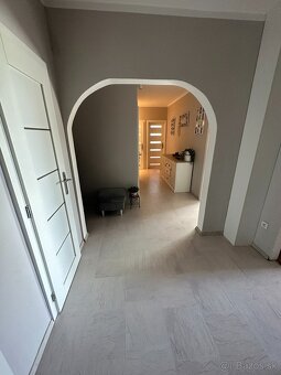 Predám 4-izbový byt, 77 m², Nové Mesto nad Váhom – Zelená ul - 10