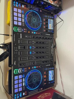 DENON MCX 8000 - 10