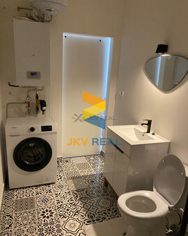 Vkusný 3 izbový mezonet s vlastným parkovaním v širšom centr - 10