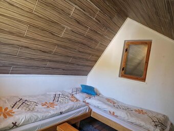 Na predaj murovanú chatu so záhradou v meste Prievidza. - 10