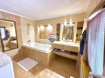 Rozprávkový rodinný dom  (chalupa) v prírodnom štýle  - Lazy - 10