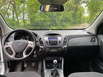 Hyundai ix35 2.0CRDI - 10